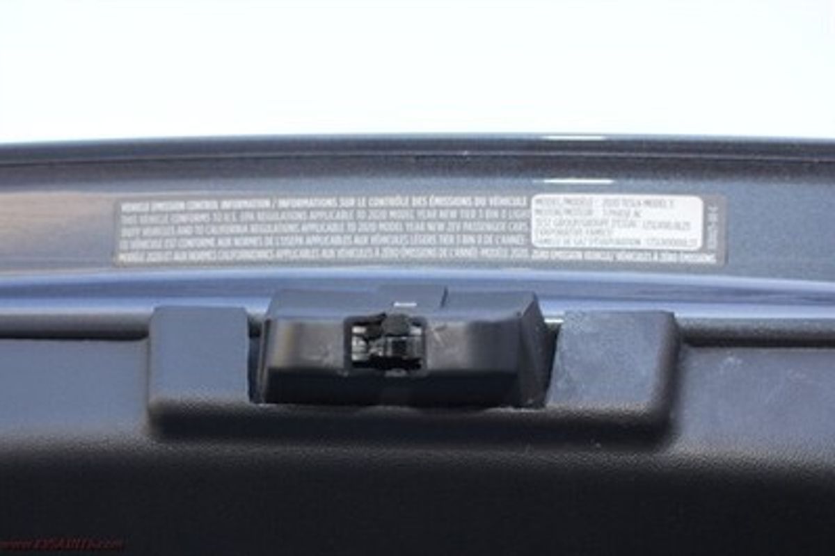 Tesla Model 3 Long Range image 15