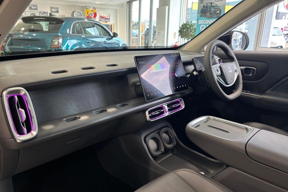 Leapmotor C10 69.9kWh Auto 5dr image 5