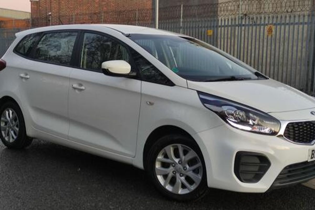 Kia Carens 1.6 GDi 1 Euro 6 (s/s) 5dr image 1