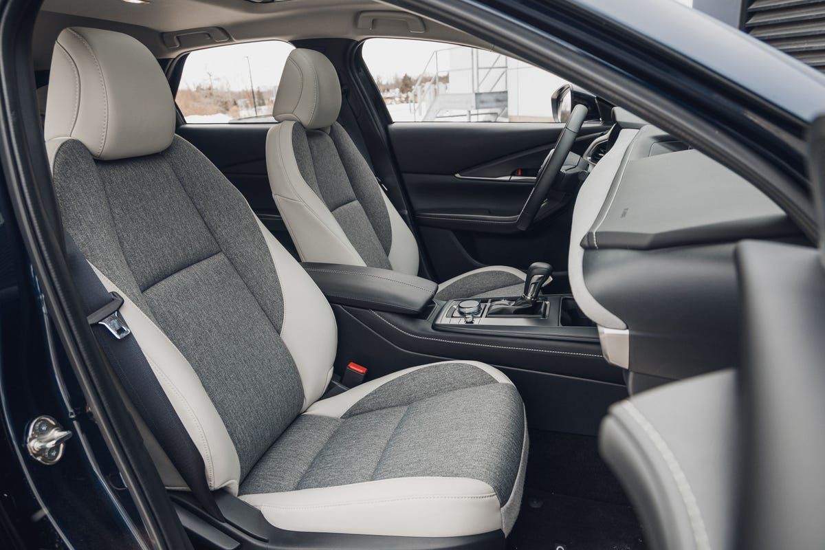 Mazda CX-30 image 14