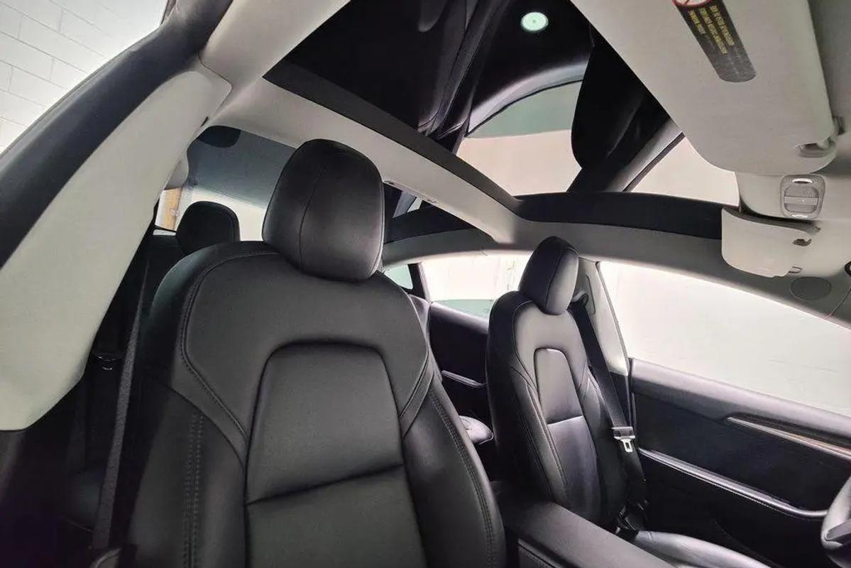 Tesla Model 3 image 7