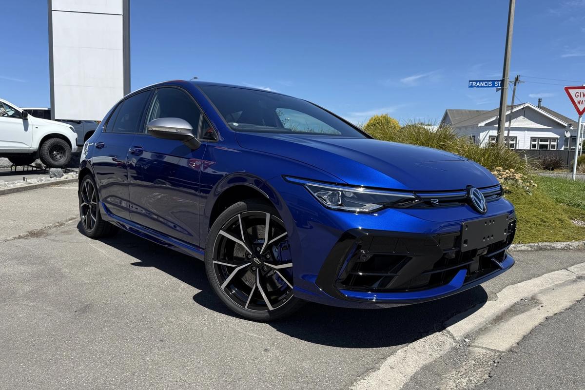 Volkswagen Golf R  image 1