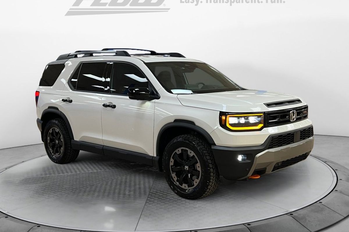 Honda Passport TrailSport Elite image 1