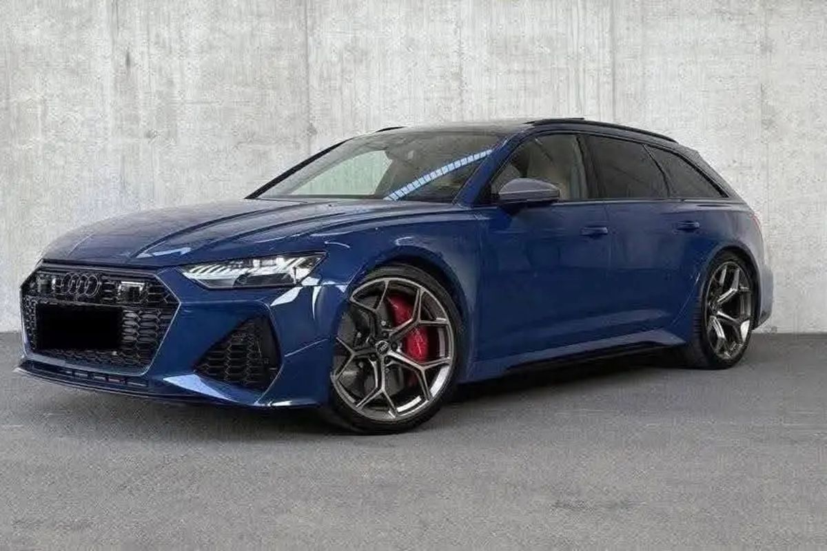 AUDI RS6 image 4