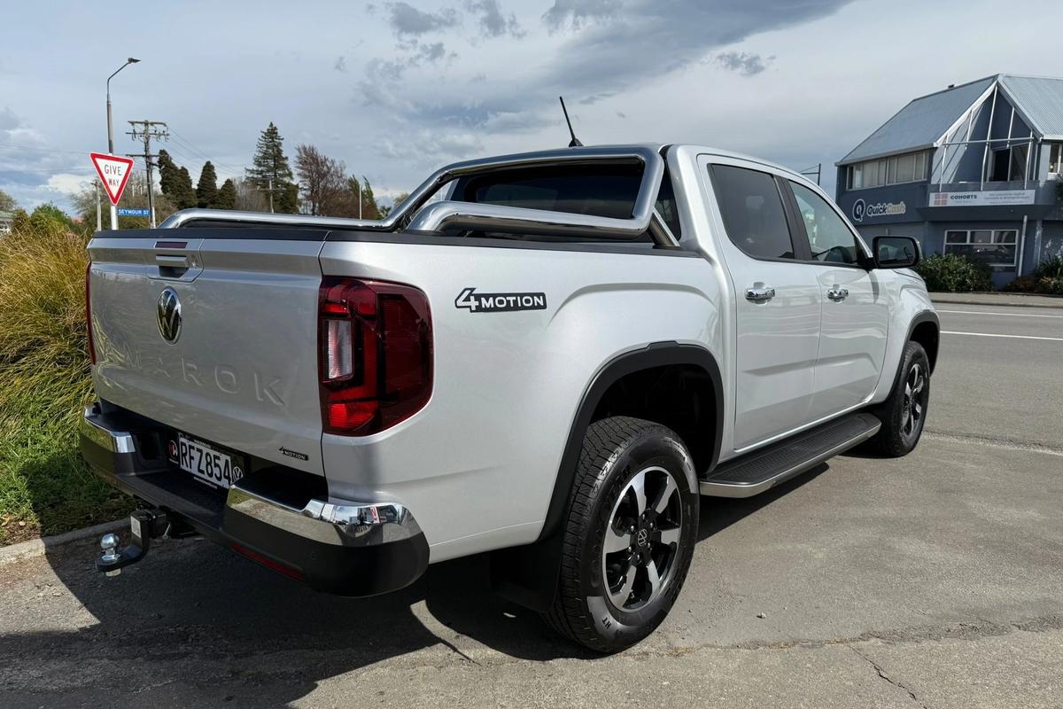 Volkswagen Amarok Style 2.0D 10A 4WD Ute image 2