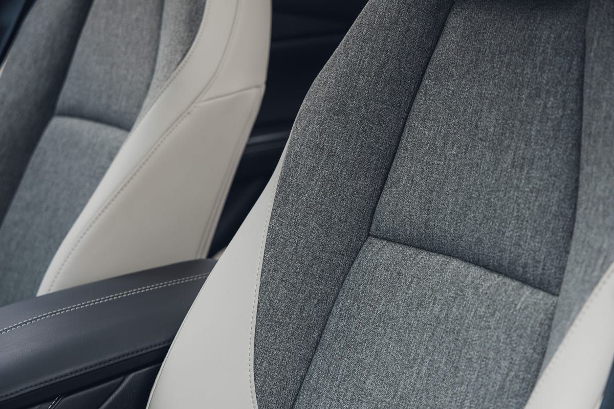 Mazda CX-30 image 15