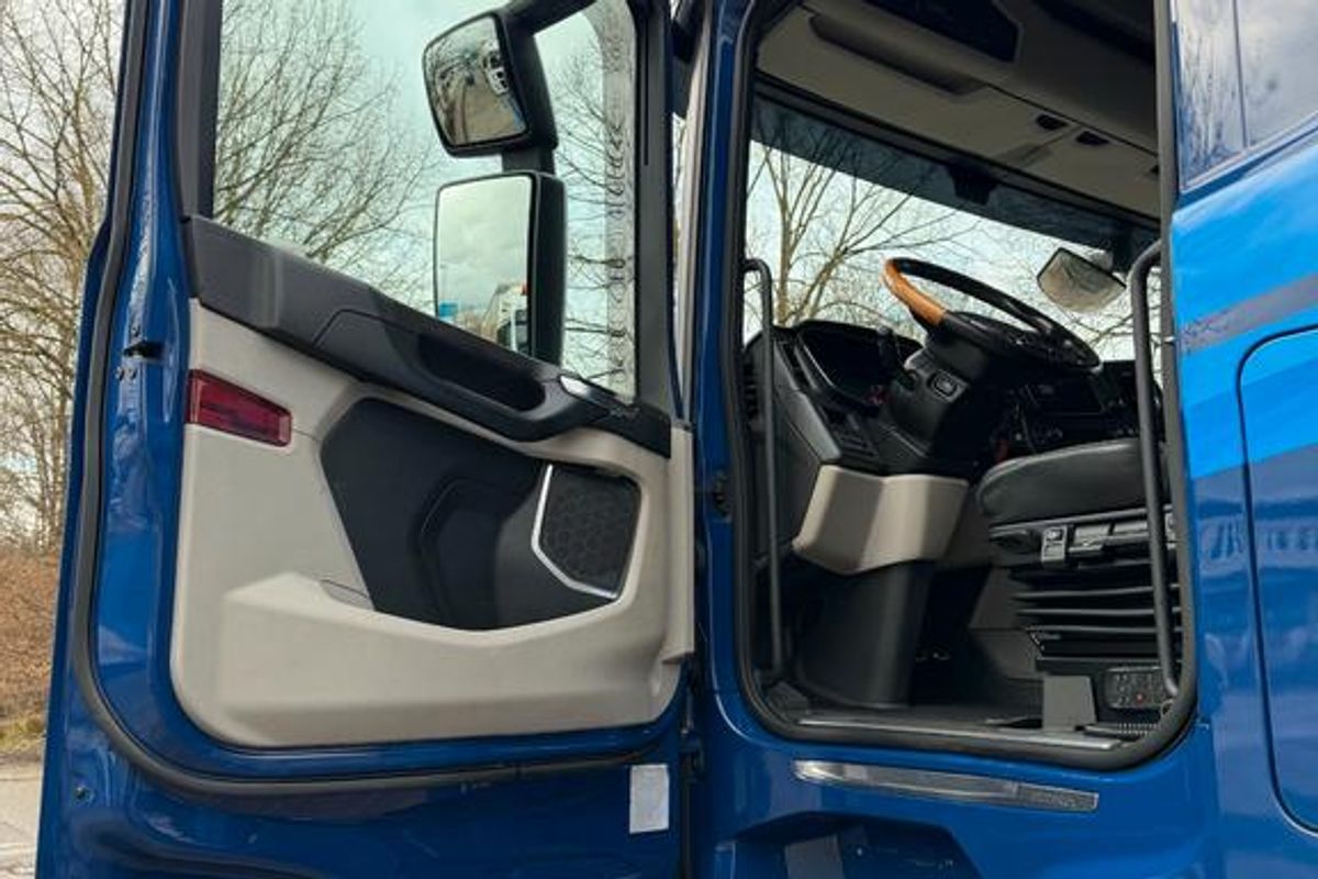 Scania R 520 image 5