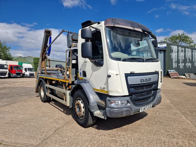 DAF LF 230