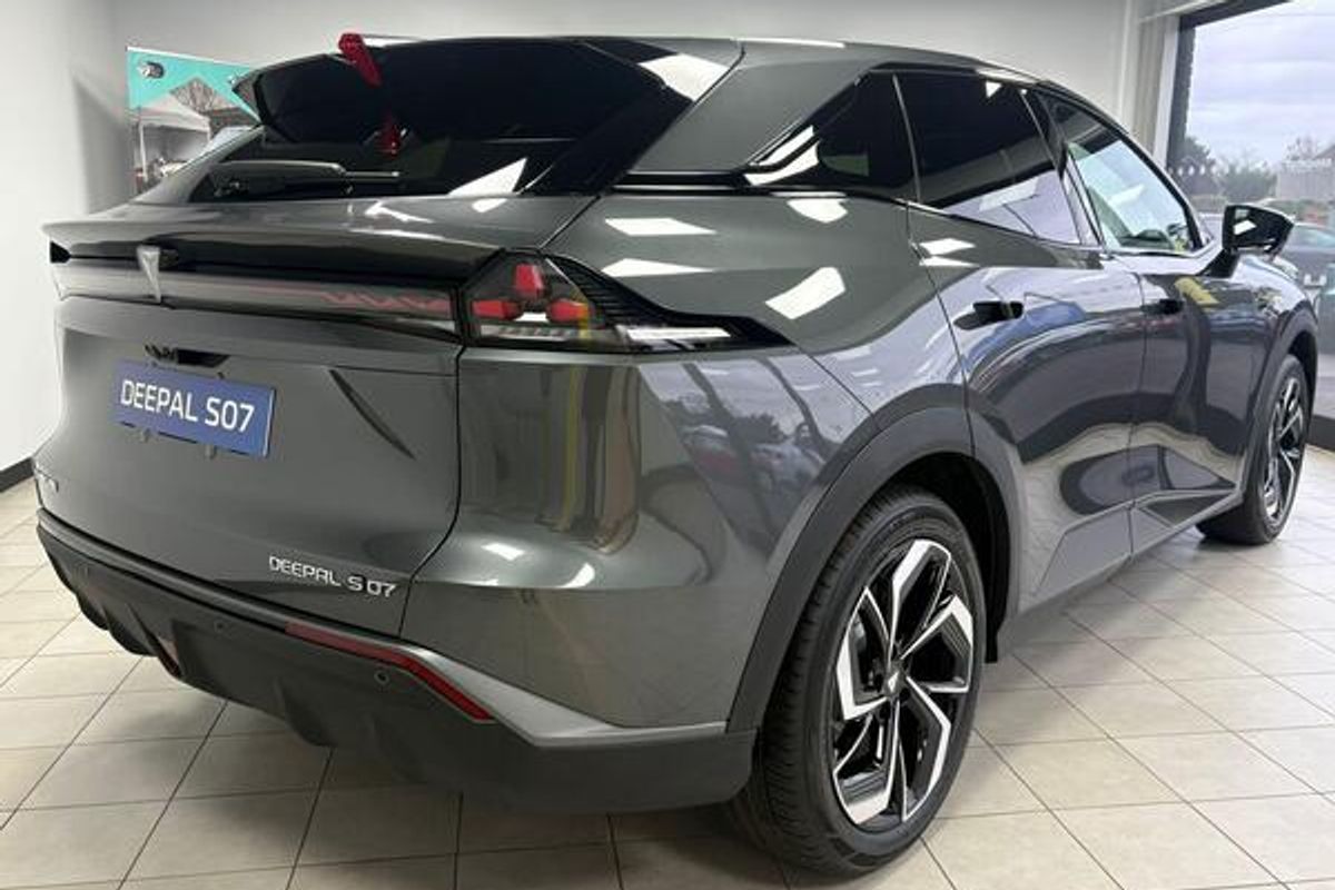 Changan Deepal S07 image 3