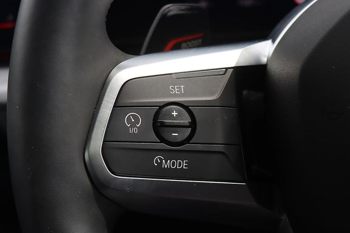 BMW iX2 xDrive30 M Sport U10 Auto AWD image 18