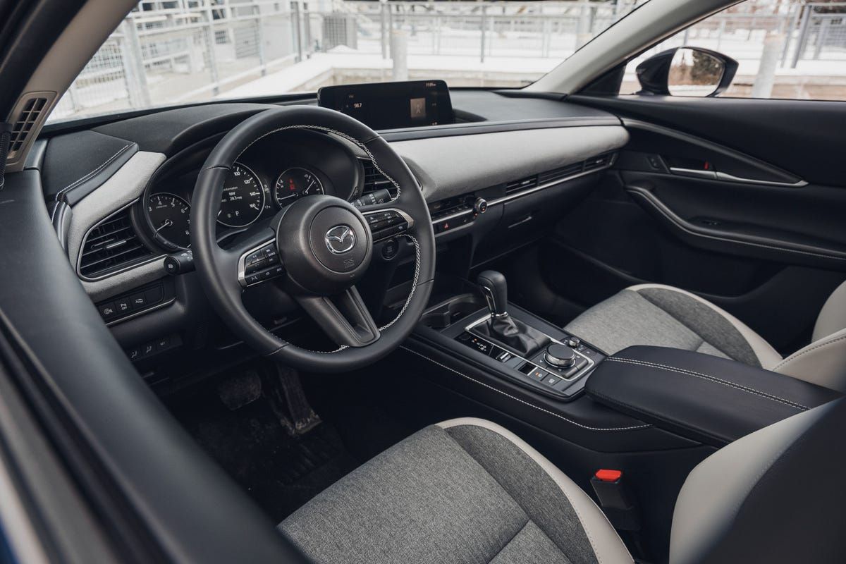 Mazda CX-30 image 8