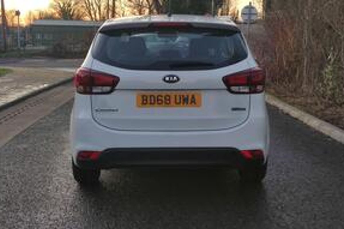 Kia Carens 1.6 GDi 1 Euro 6 (s/s) 5dr image 4