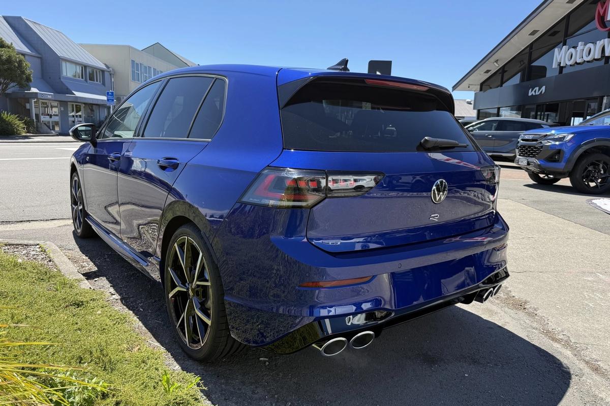 Volkswagen Golf R  image 4