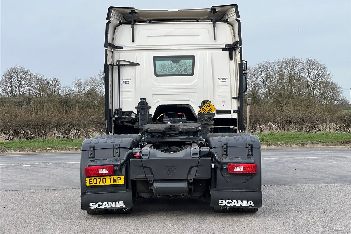 SCANIA P450 6×2 TRACTOR UNIT – EURO 6 – (REG – EO70 TWP) image 2