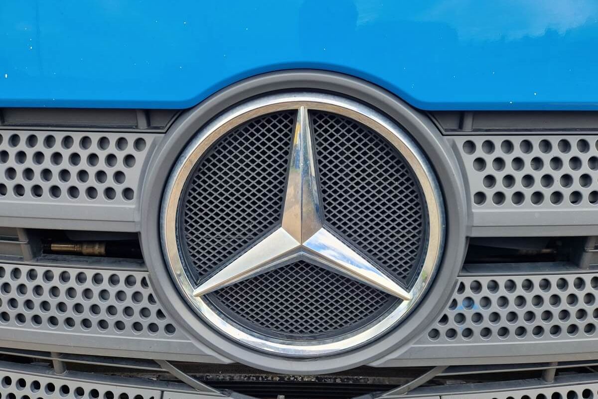 Mercedes Benz Actros 18 24 image 8
