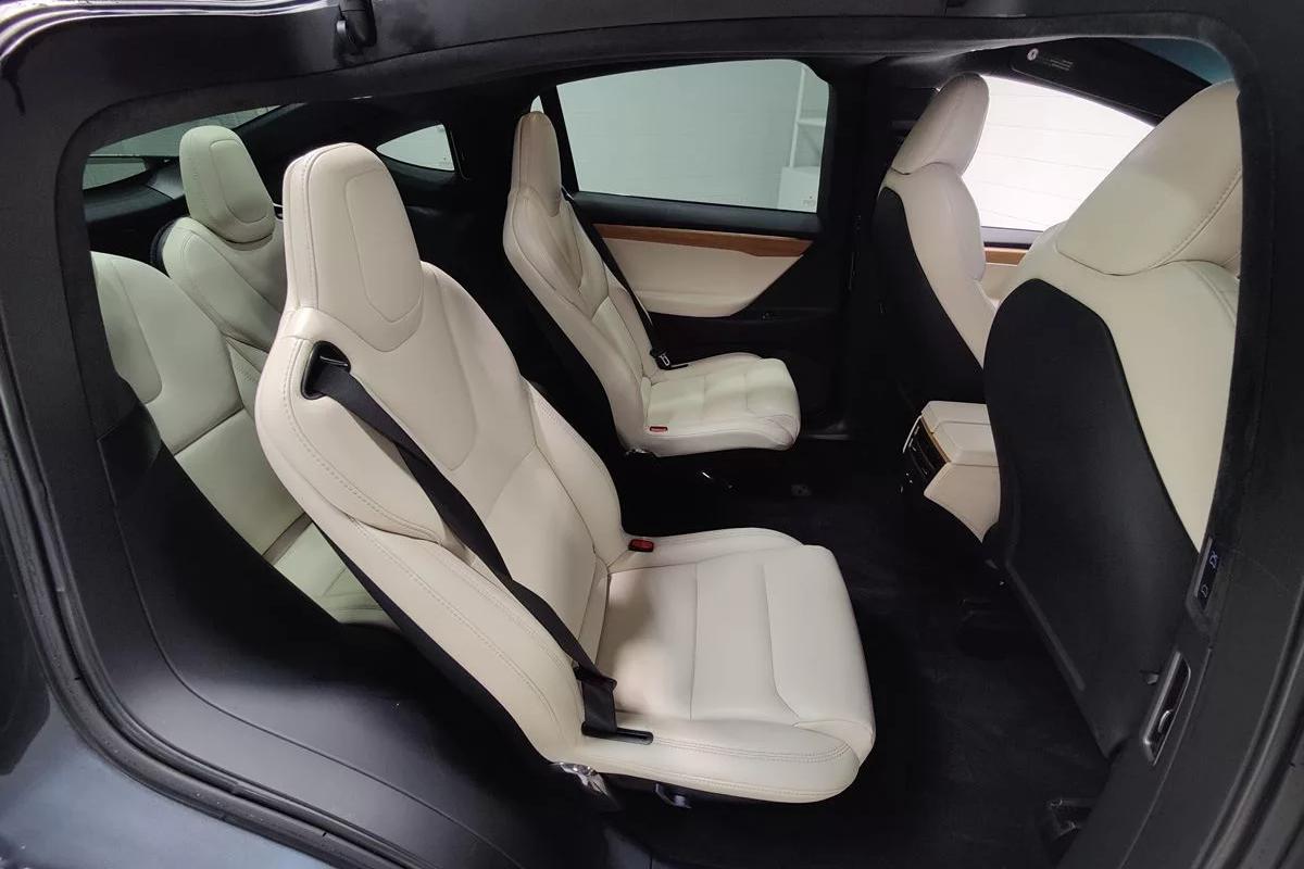 Tesla Model X Long Range Plus image 7