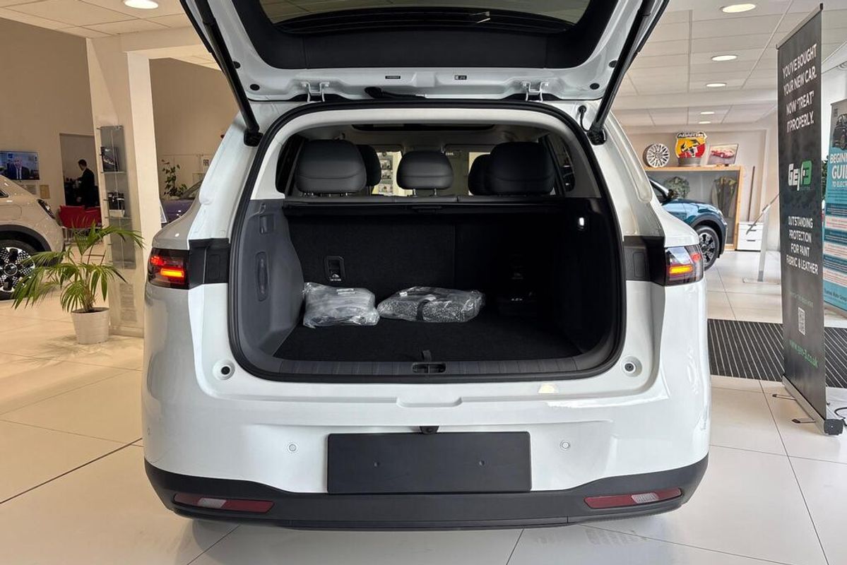 Leapmotor C10 69.9kWh Auto 5dr image 13