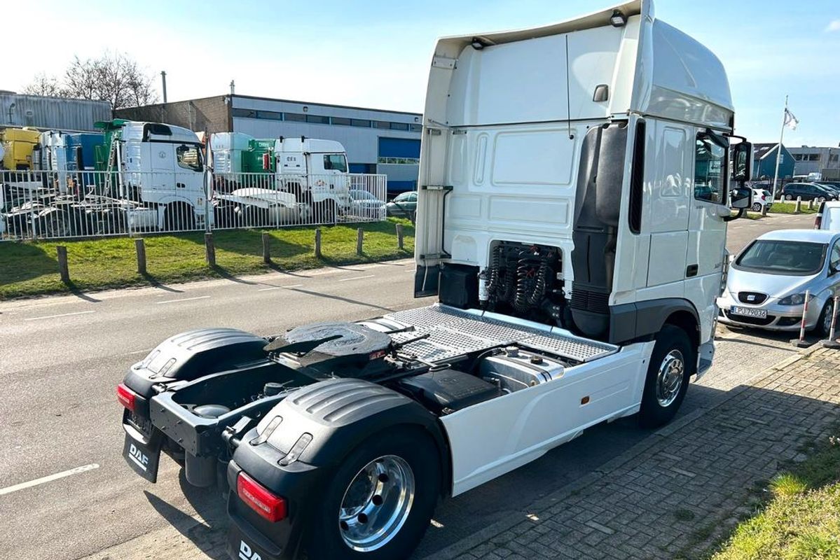 DAF XF106 530 SSC ,,SPECIAL EDITION,, RET+HYDR+LEDER image 2