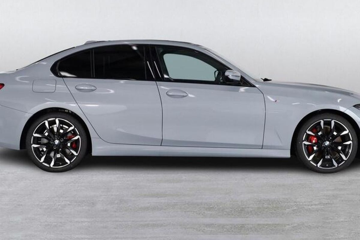 BMW 3 Series 2.0 320i M Sport Auto Euro 6 (s/s) 4dr image 2
