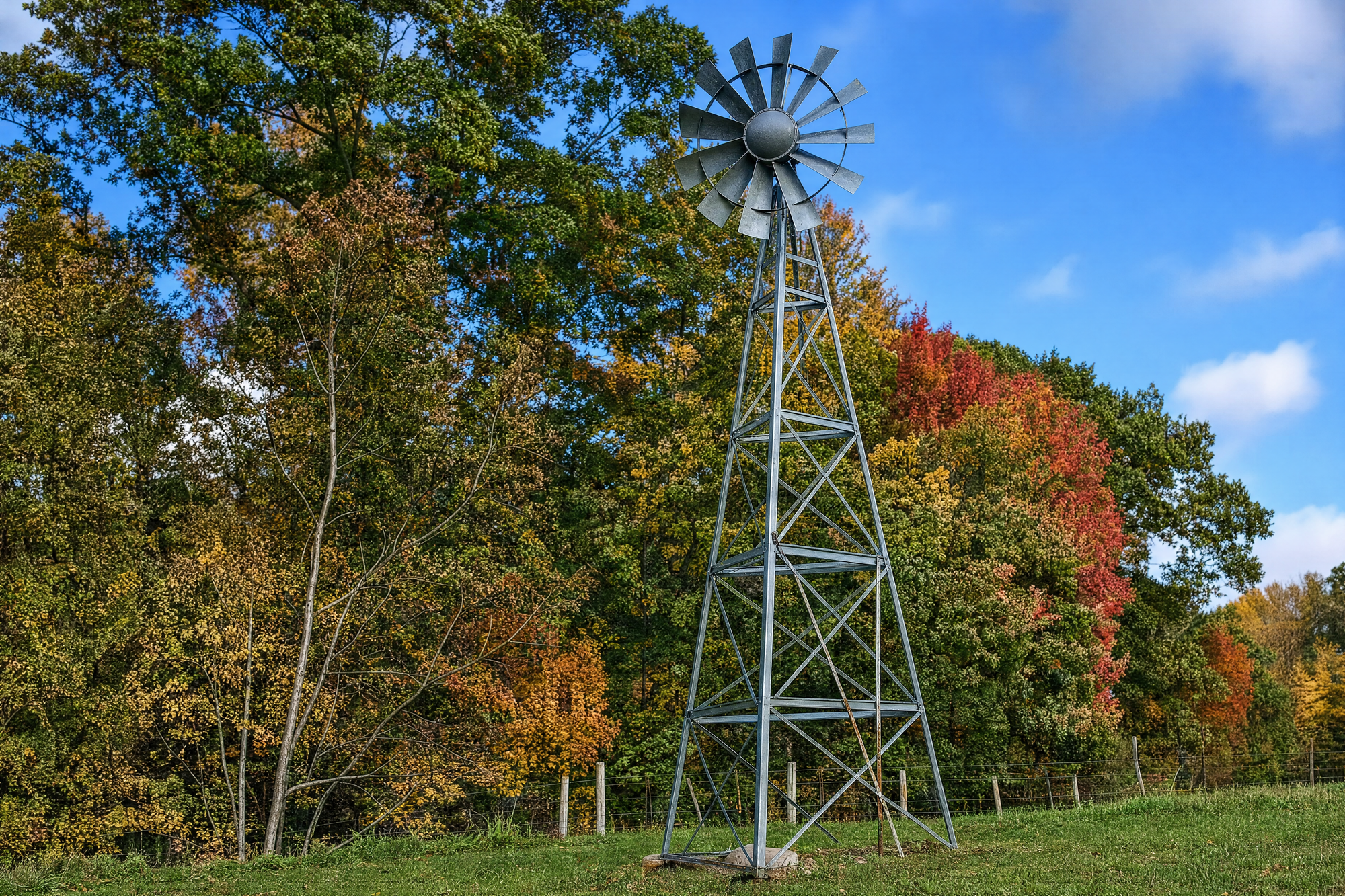 A Koenders windmill aerating a pond in Wisconsin