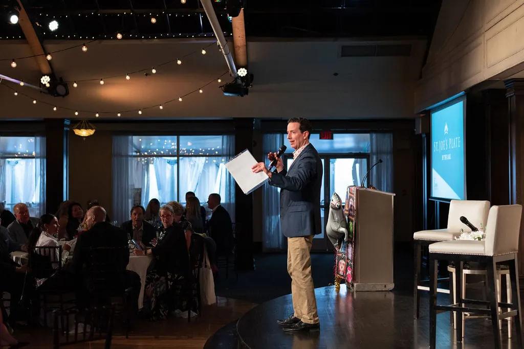Adam Growe Hosts The St. Joe's Plate by the Lake