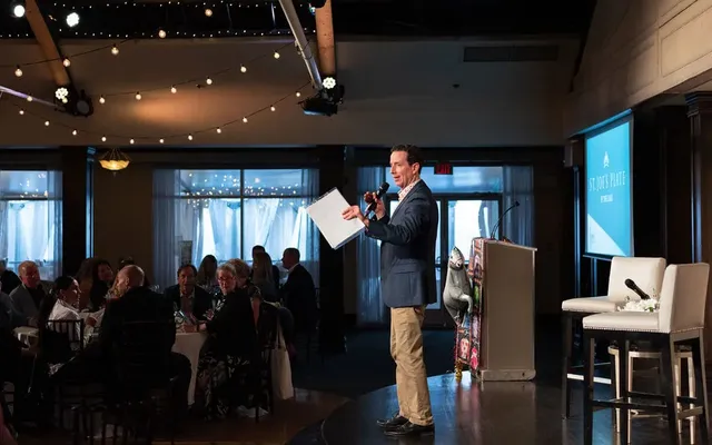Adam Growe Hosts The St. Joe's Plate by the Lake