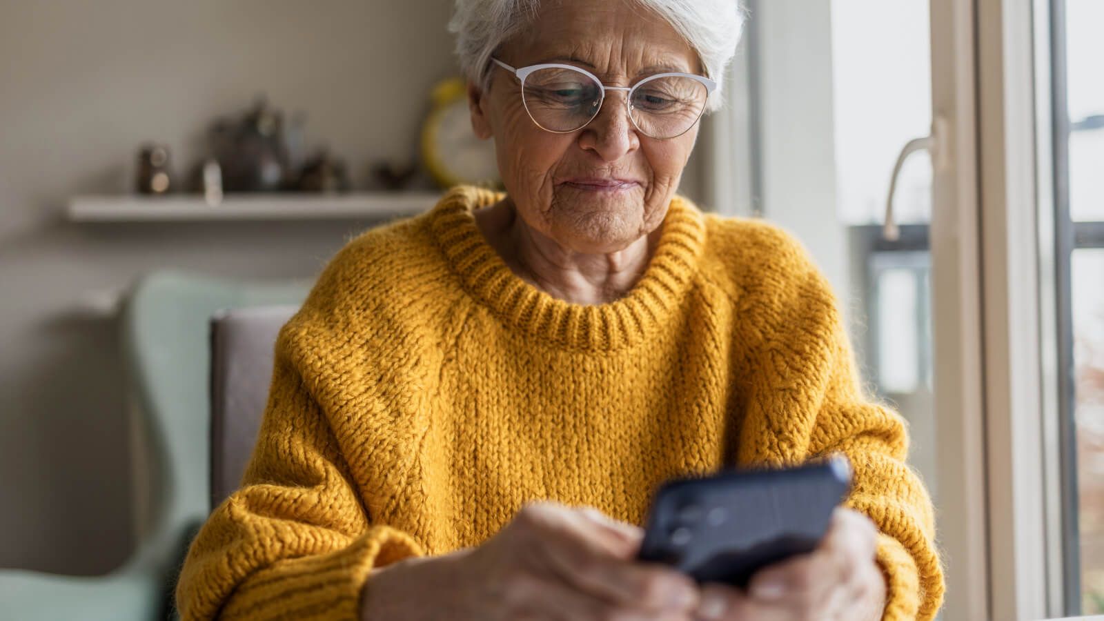 Caregiver Background Checks: A Guide for Families Hiring