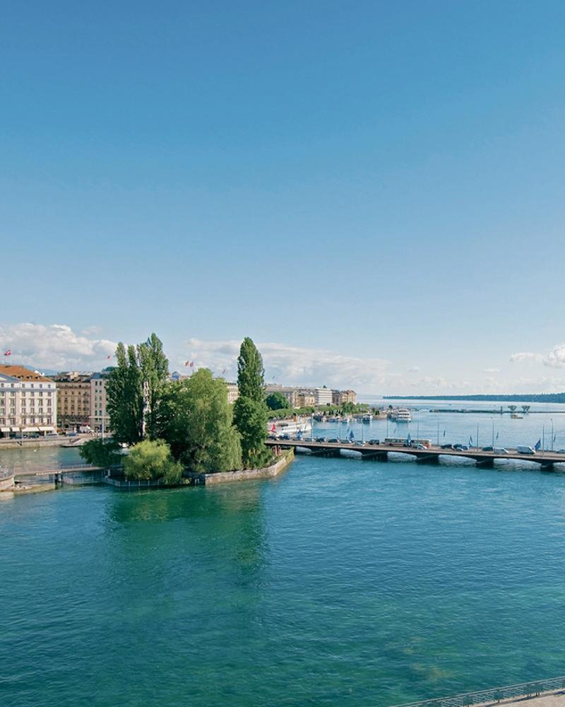 Four Seasons Hotel des Bergues Geneva — photograph 2