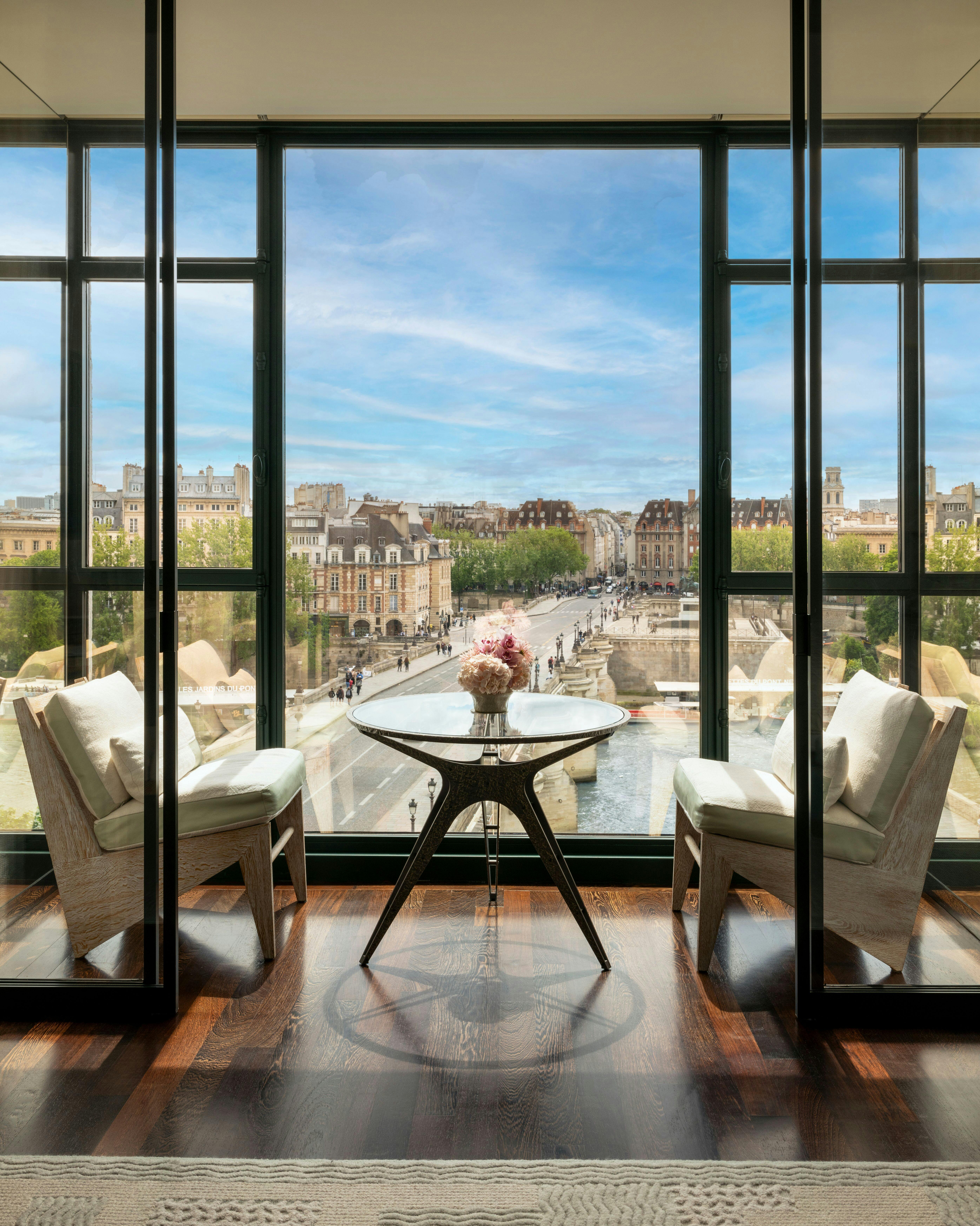 cheval blanc paris official 1
