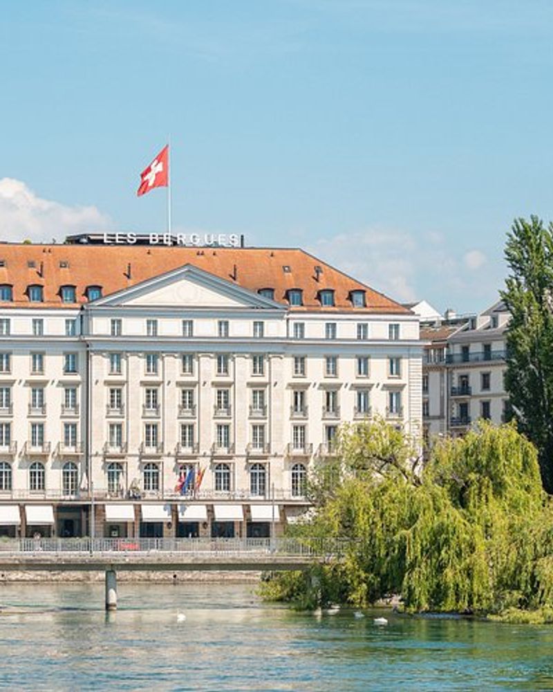 Four Seasons Hotel des Bergues Geneva — photograph 1