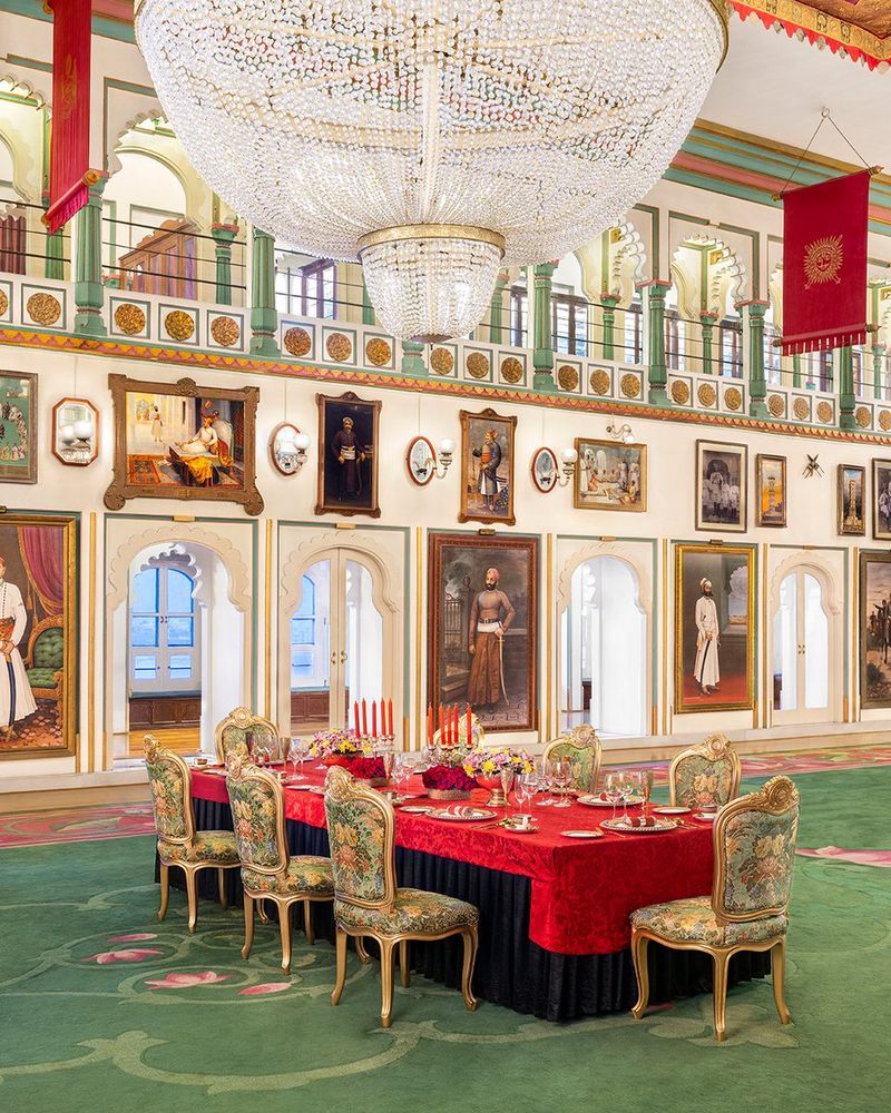 taj fateh prakash palace udaipur web 8