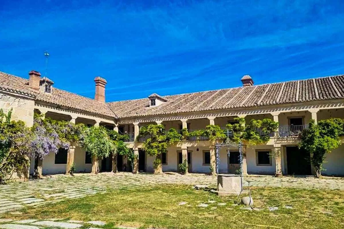 Six Senses Quexigal Palace
