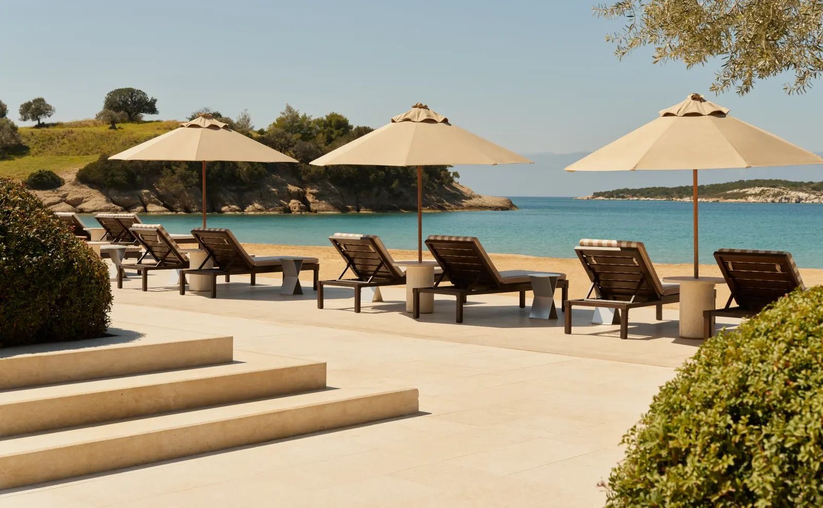 Amanzoe — the setting