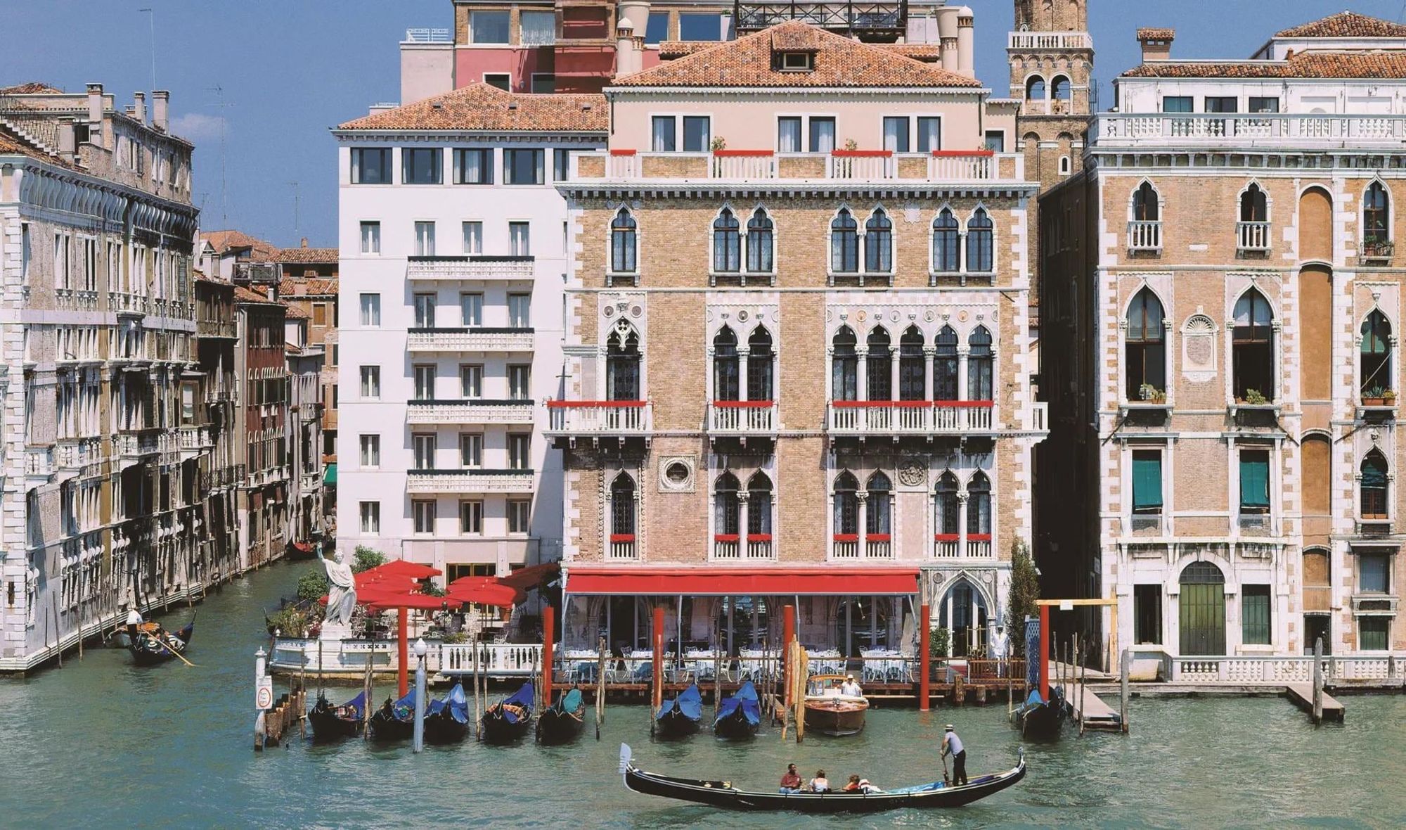 Rosewood Hotel Bauer