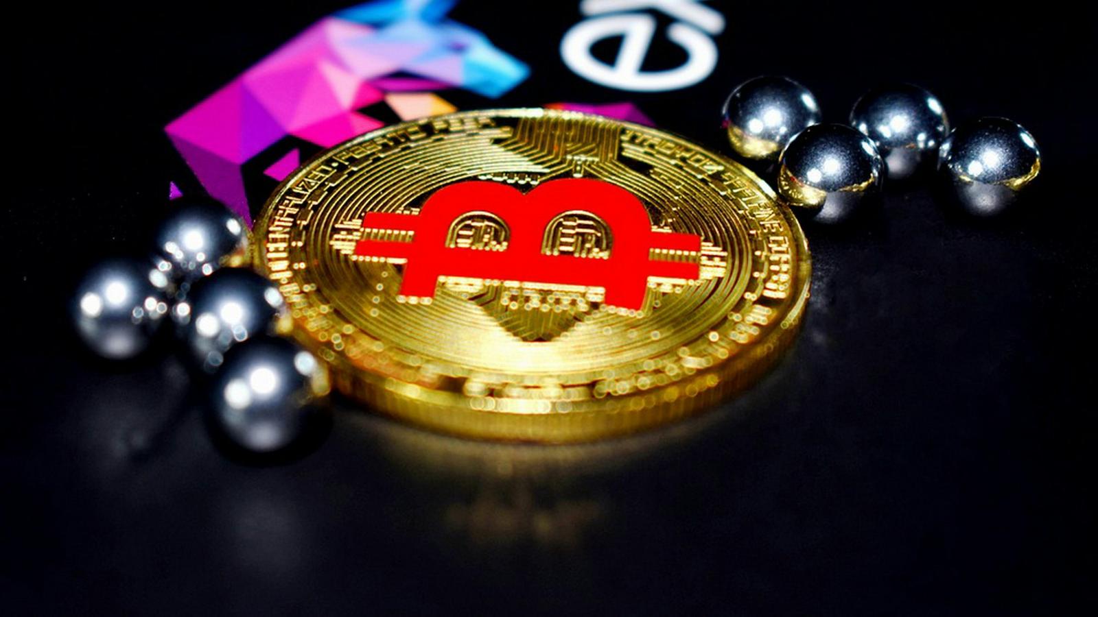 IRS Clarifies Crypto Tax Question on 1040 Tax Returns