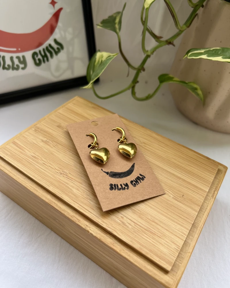 Dangling Hearts Earrings