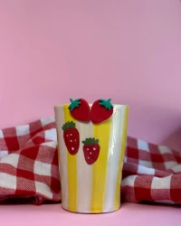 Strawberry Pop Freddo - view 3