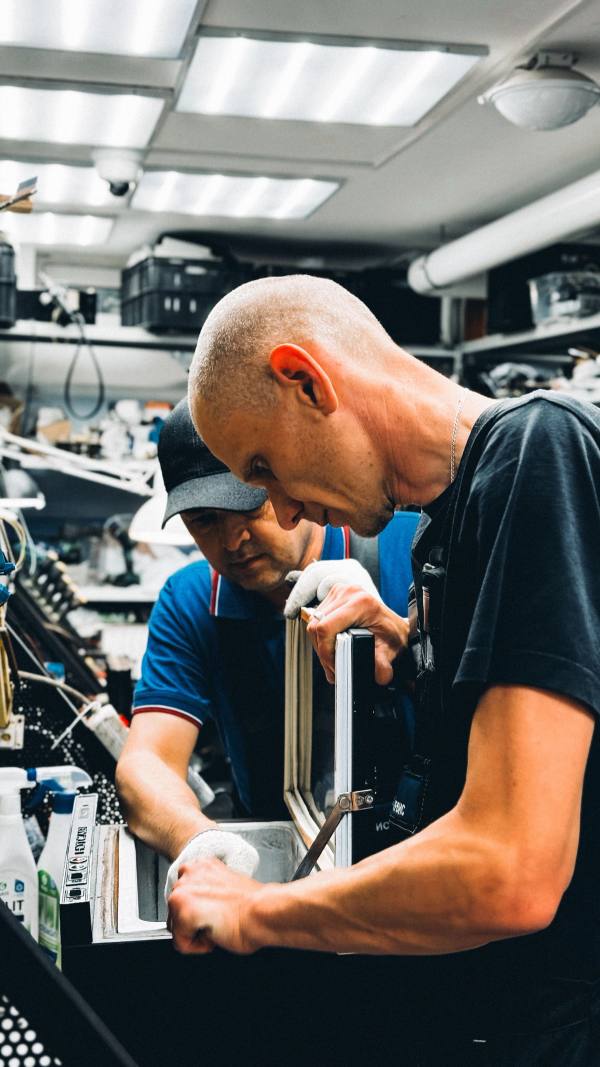 Equipment installation team