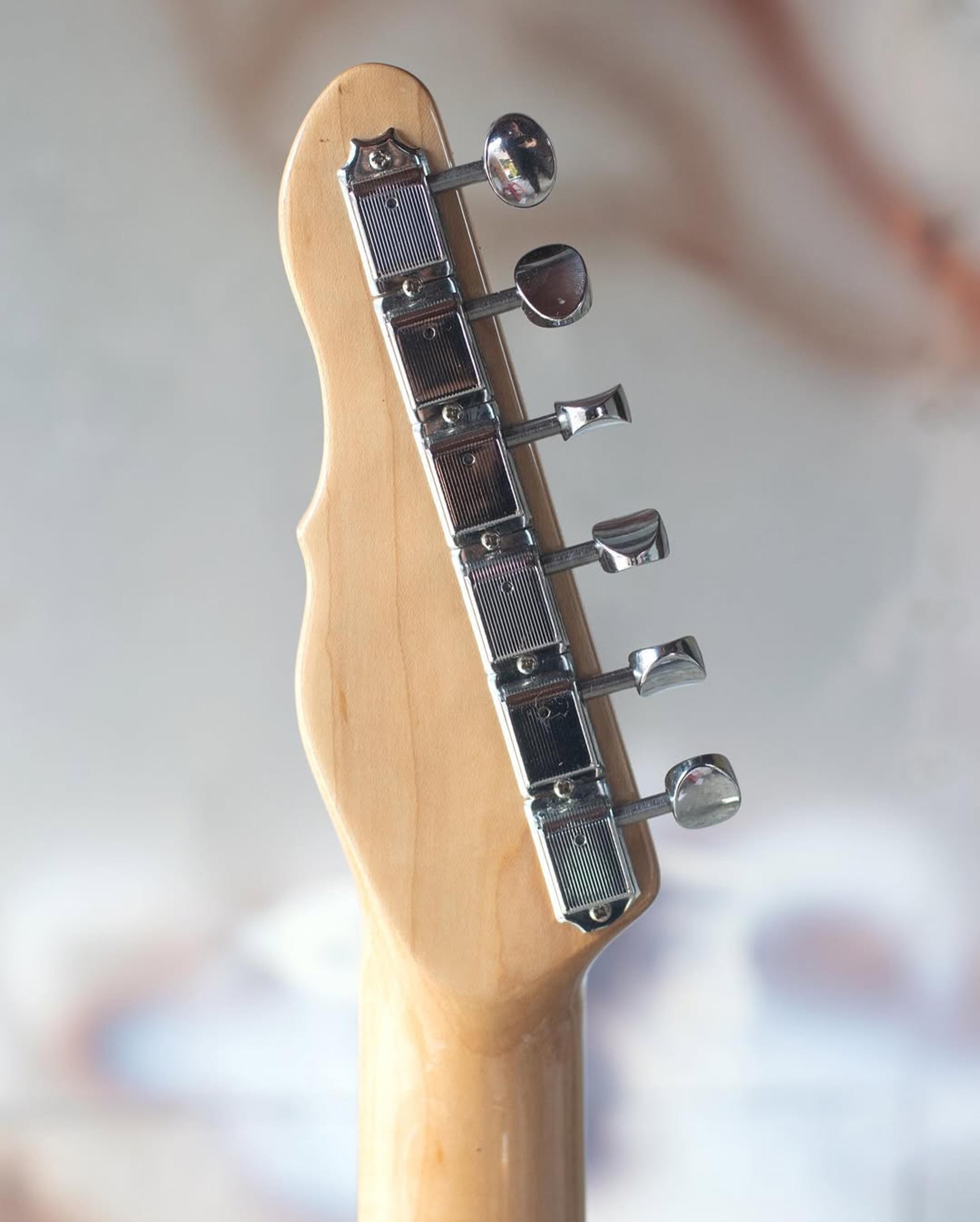 Back Headstock view of the ODIENG Uizart 6 string Guitar