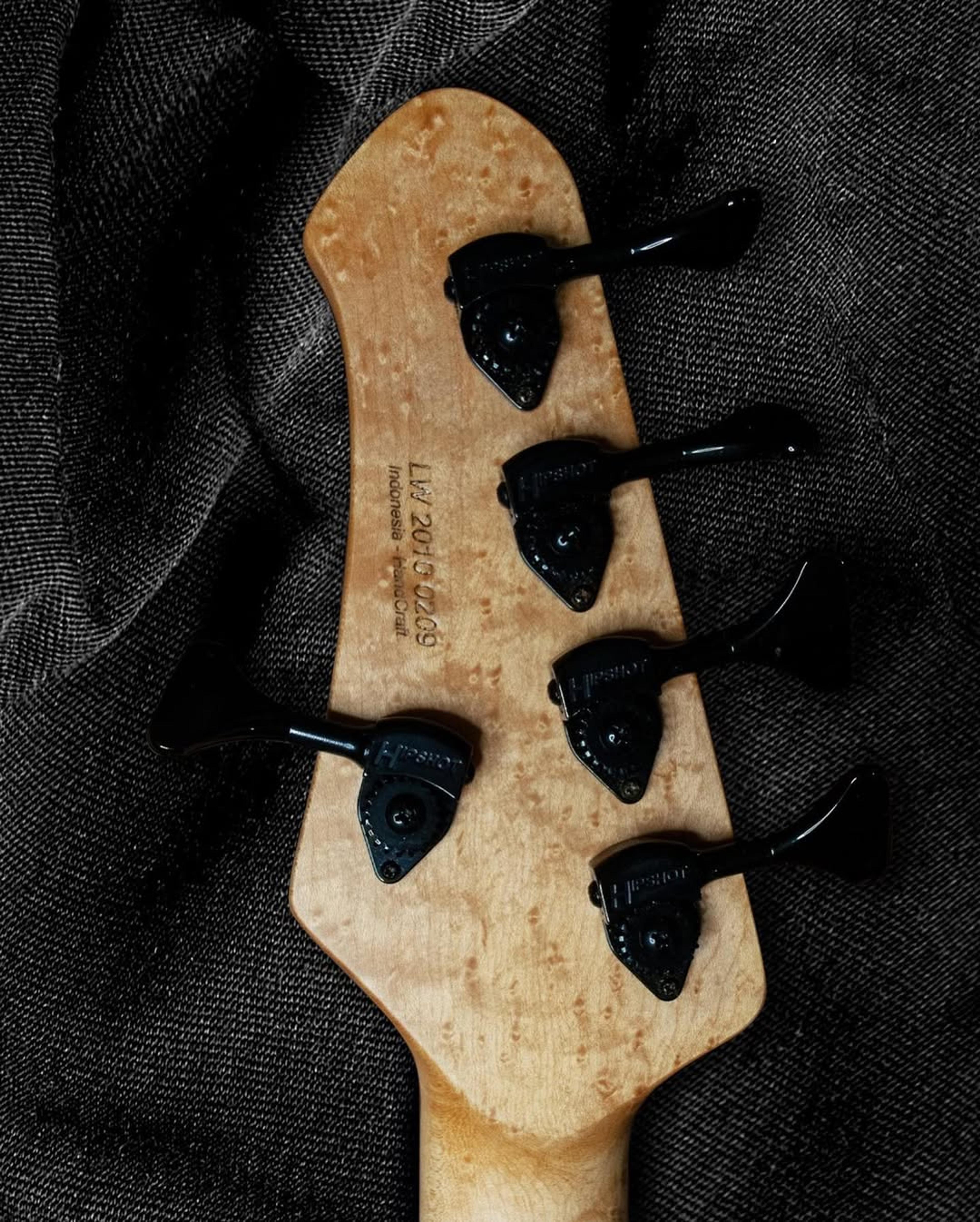 Back Headstock view of the ODIENG Nebula 5 string bass