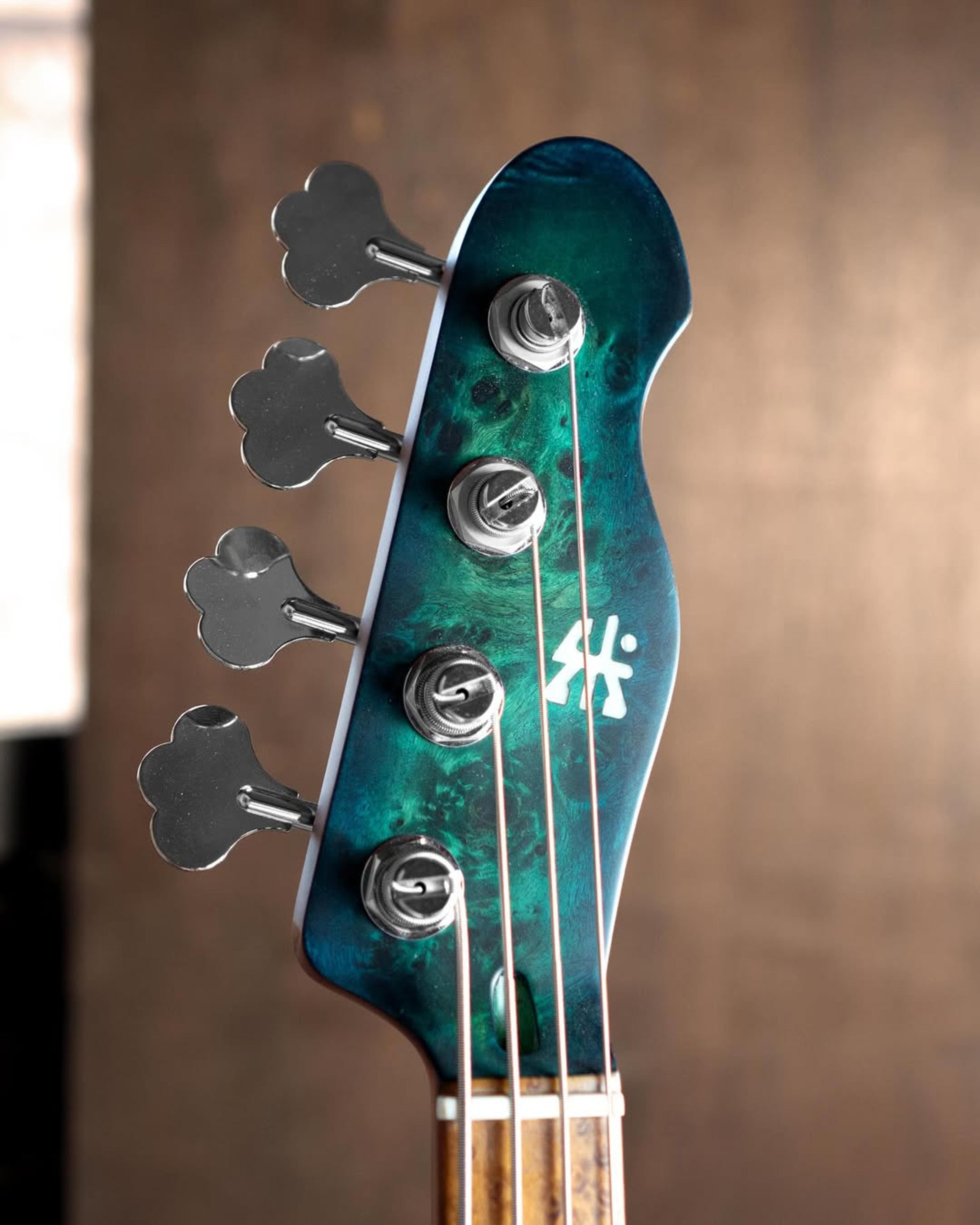 Front Headstock view of the EF TL-M 4 string bass