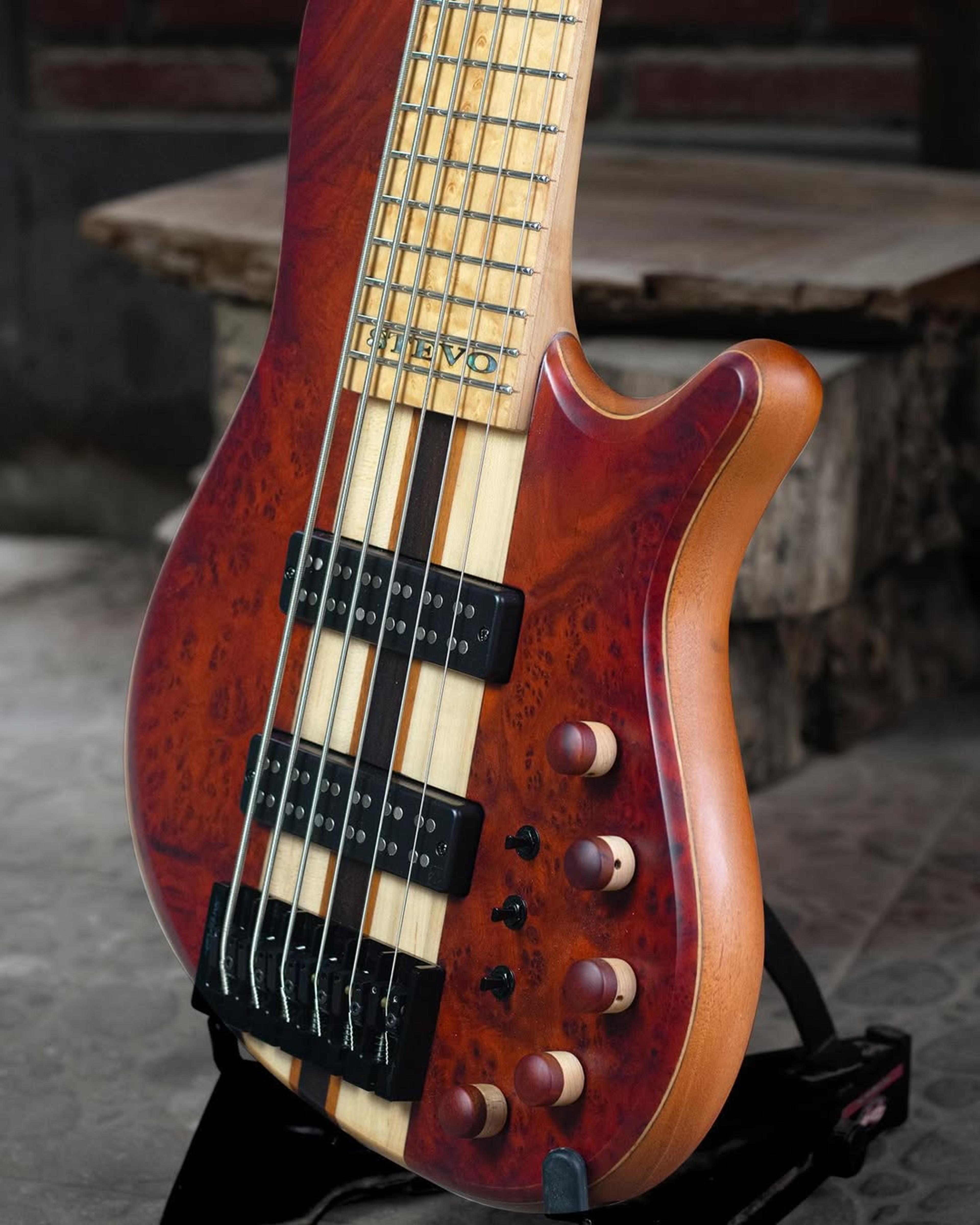 Side Body view of the ODIENG Nebula 6 string bass