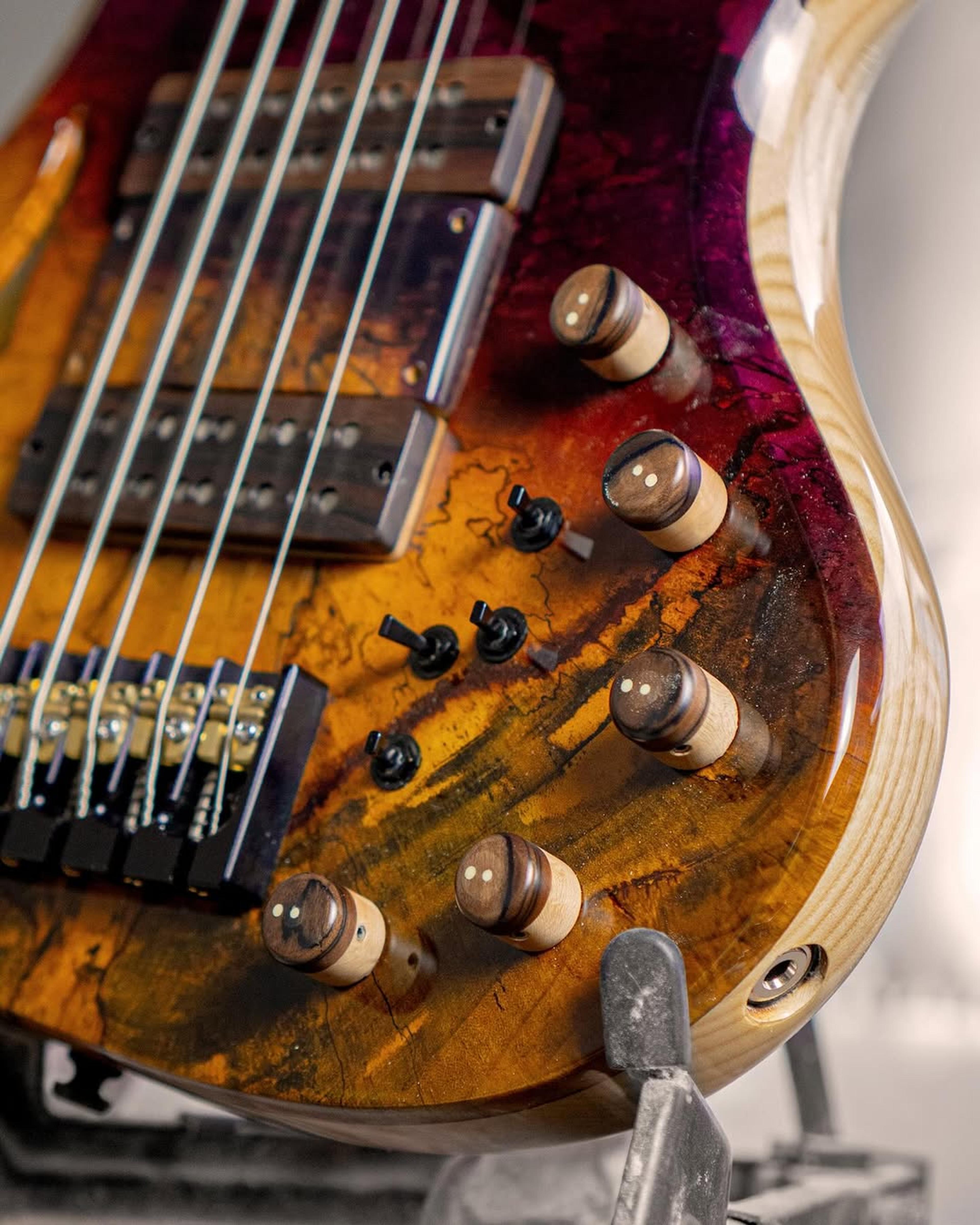 Front detail view of the ODIENG XJB 5 string bass