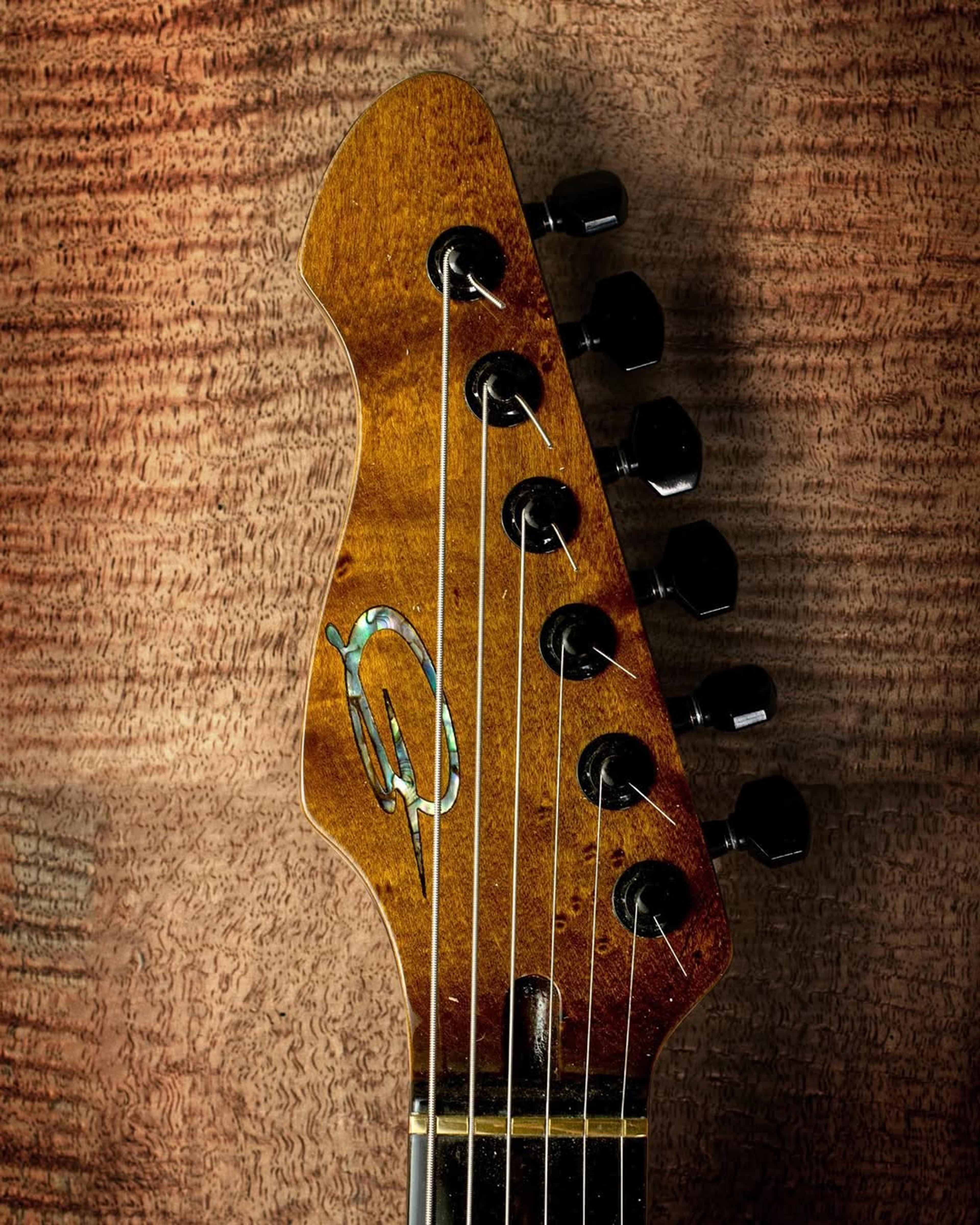Front Headstock view of the Odieng RWS 6 string Guitar