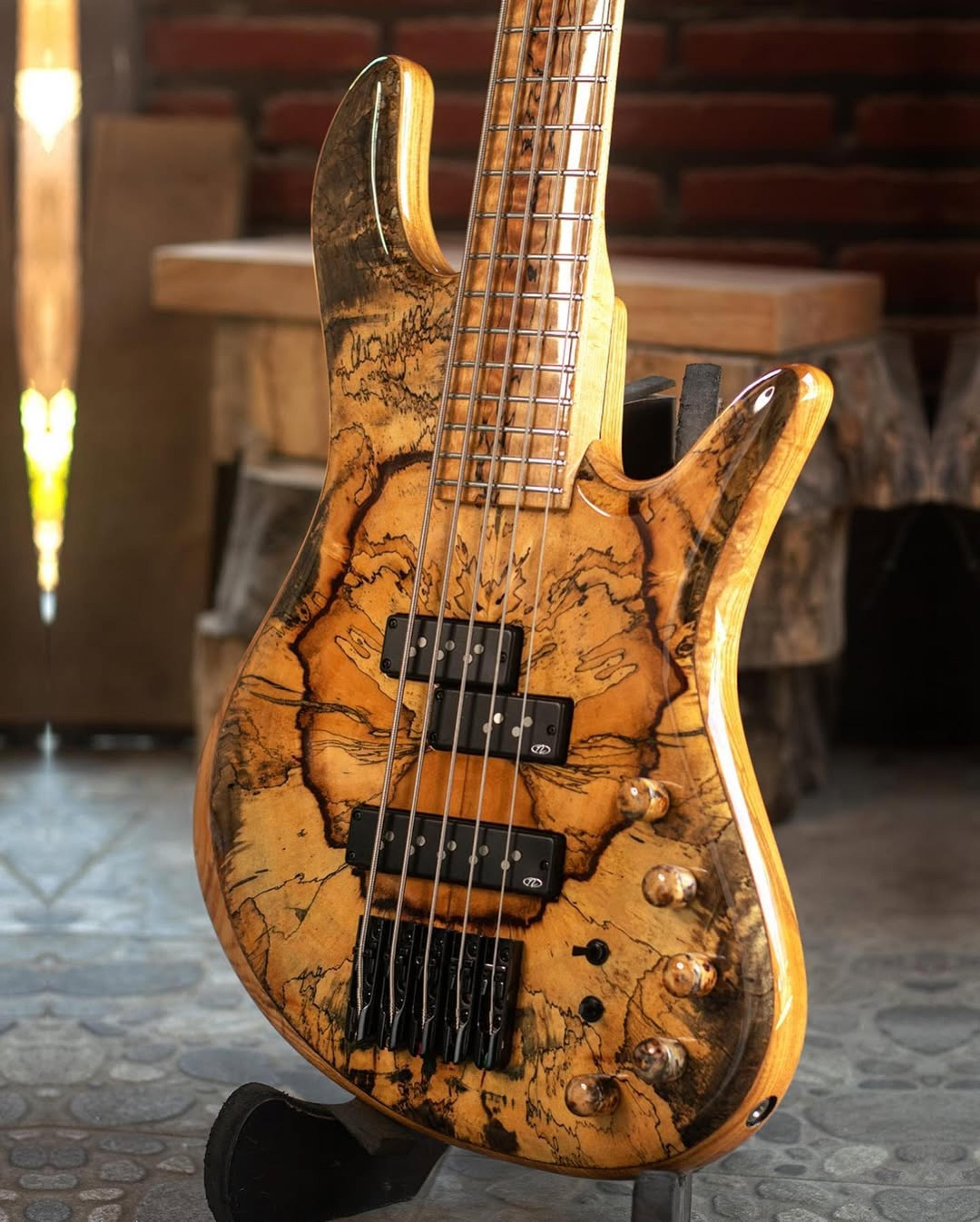 Side Body view of the ODIENG Corvette 5 string bass