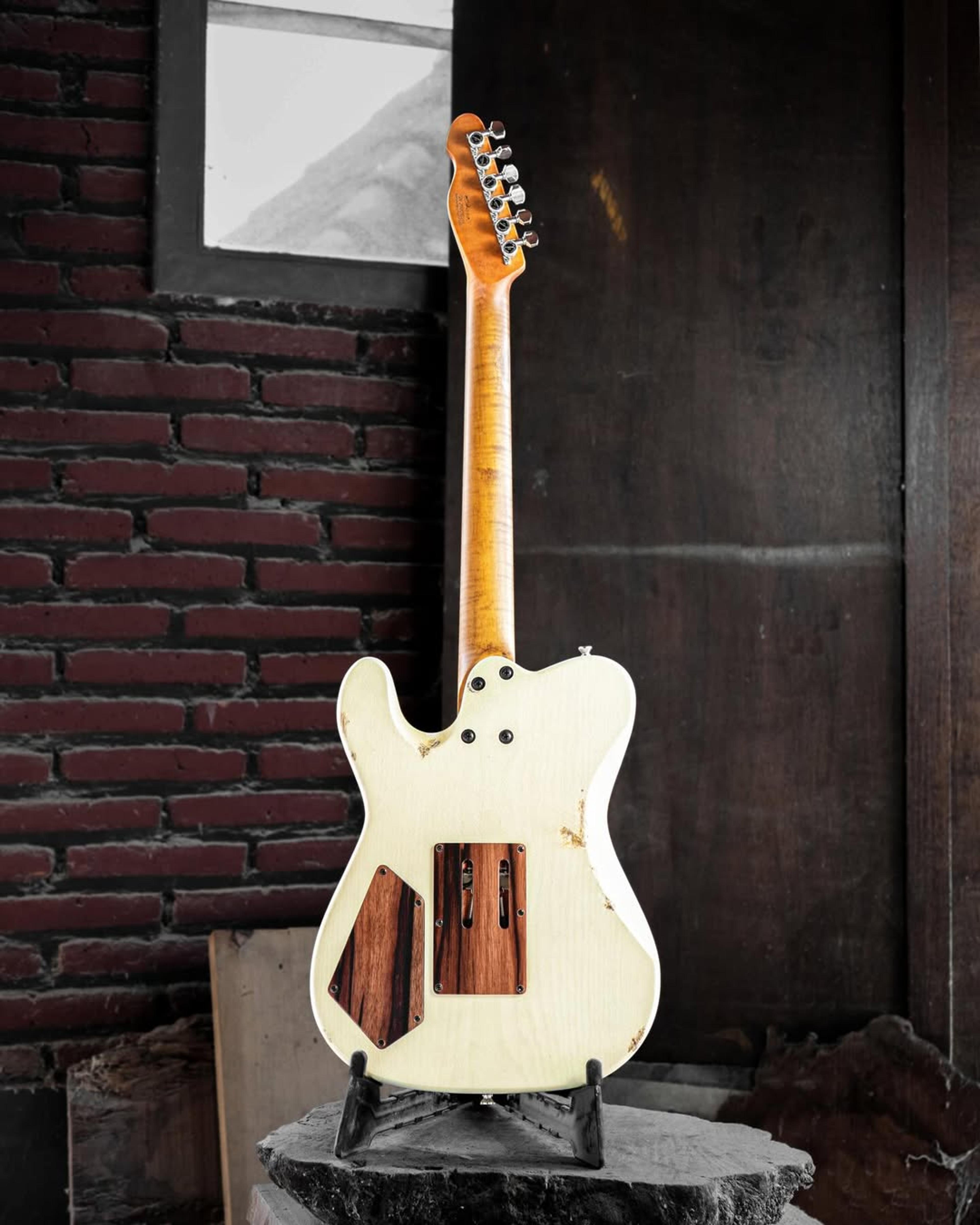 Full Back front view of the ODIENG Parama Guitar Aged Cream Relic 6 string Guitar