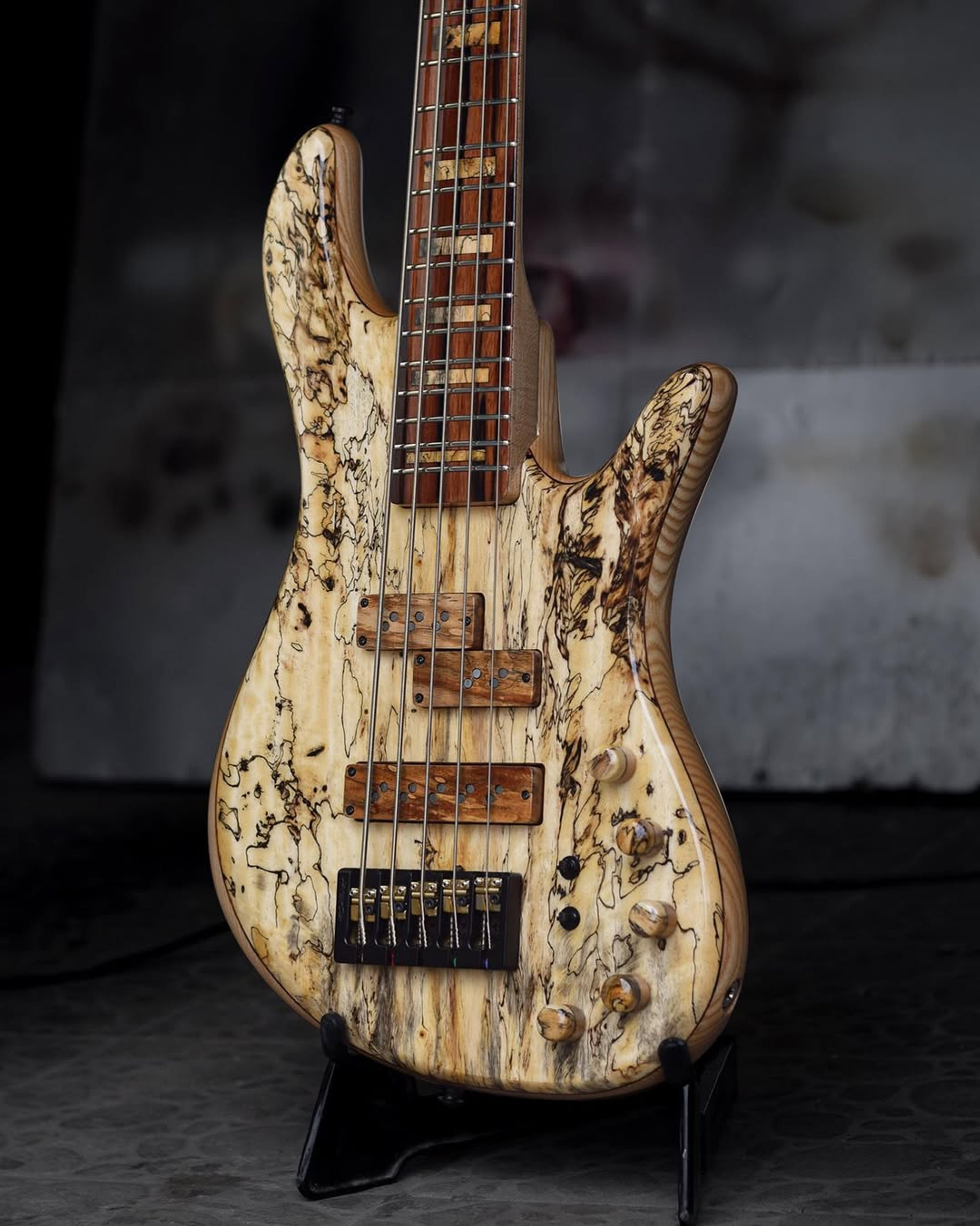 Front body view of the ODIENG Corvette 5 string bass