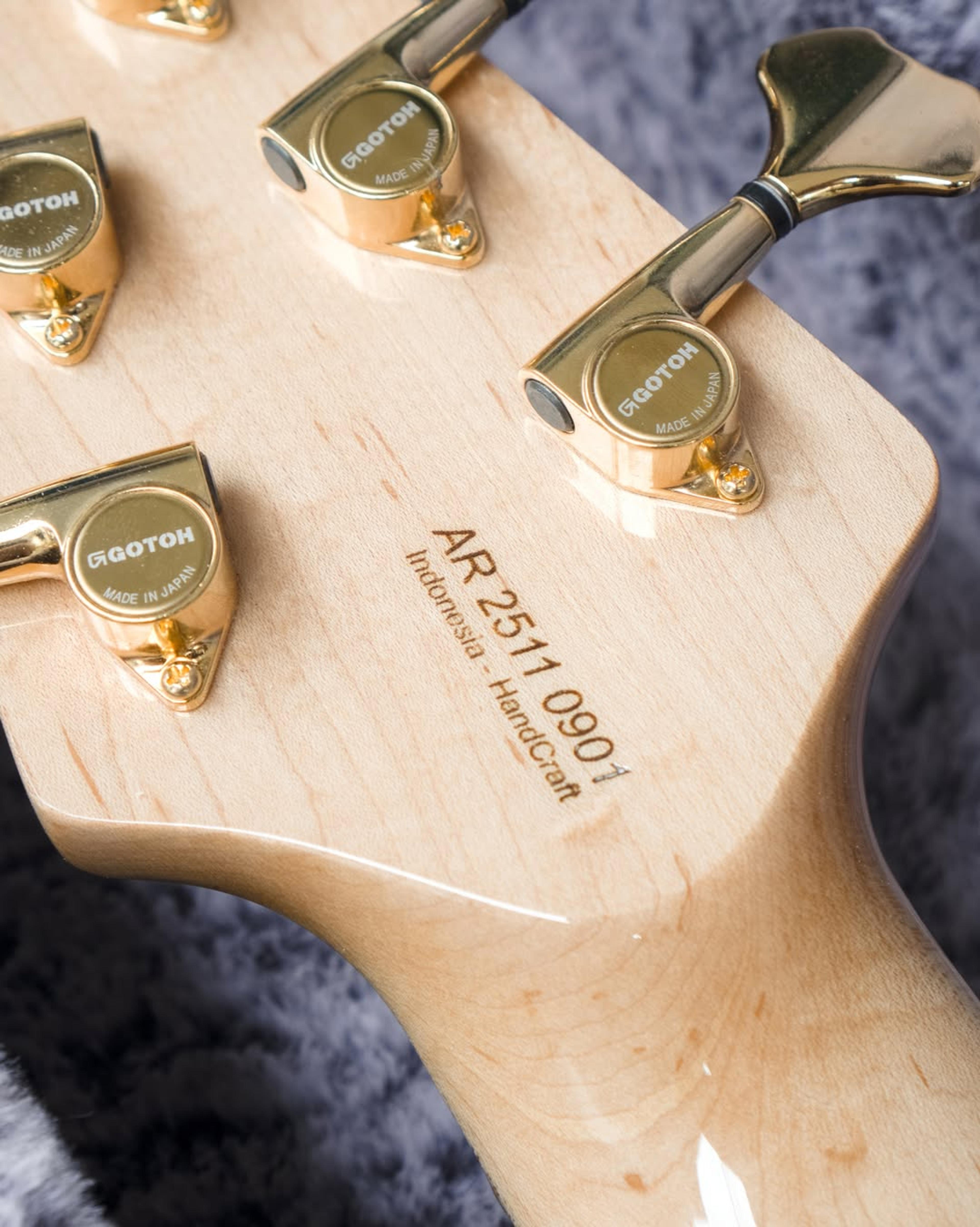 Back Headstock view of the ODIENG JC'82 V3 Signature Andre Rangel 6 string bass