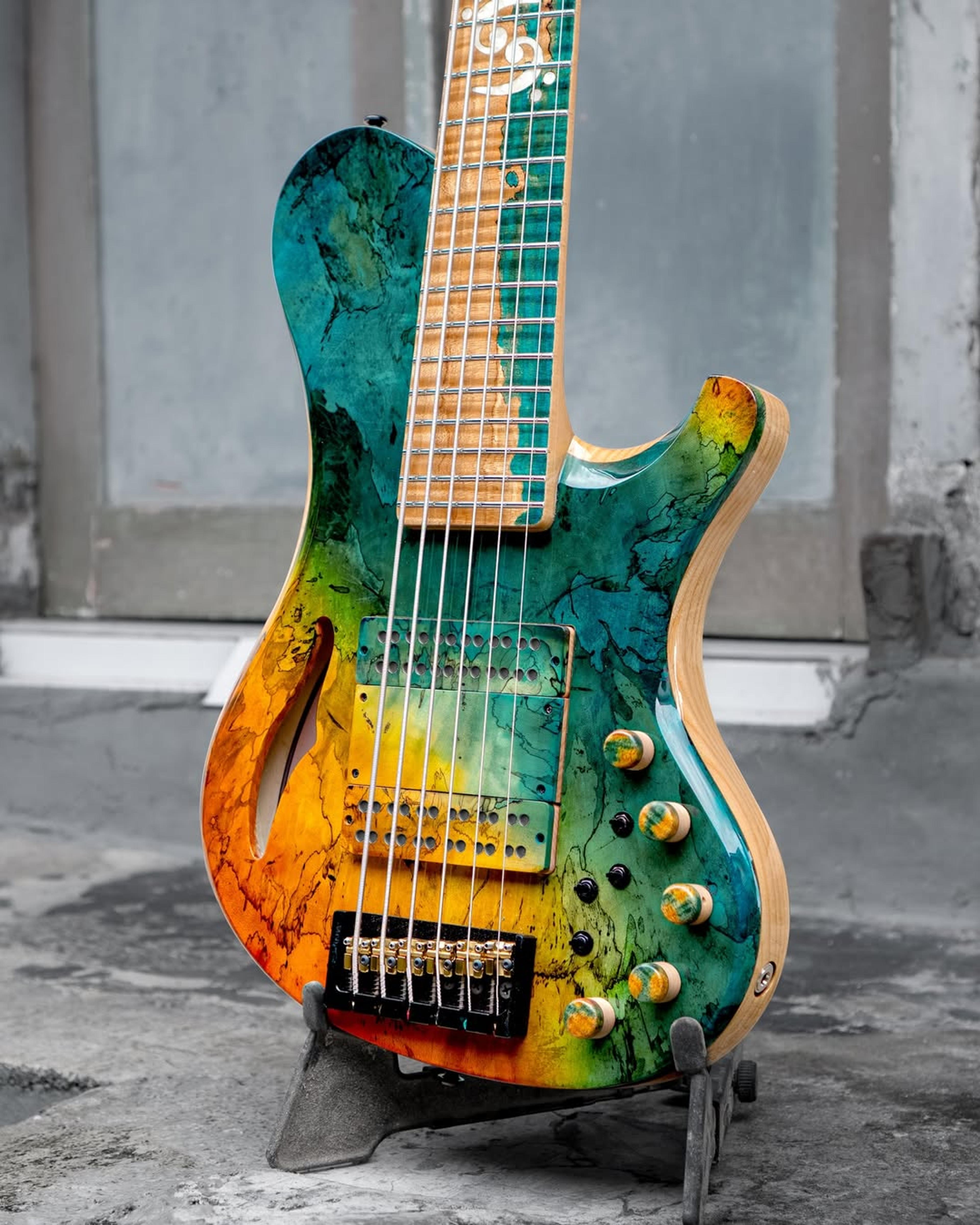 Side Body view of the ODIENG XJB 6 string bass