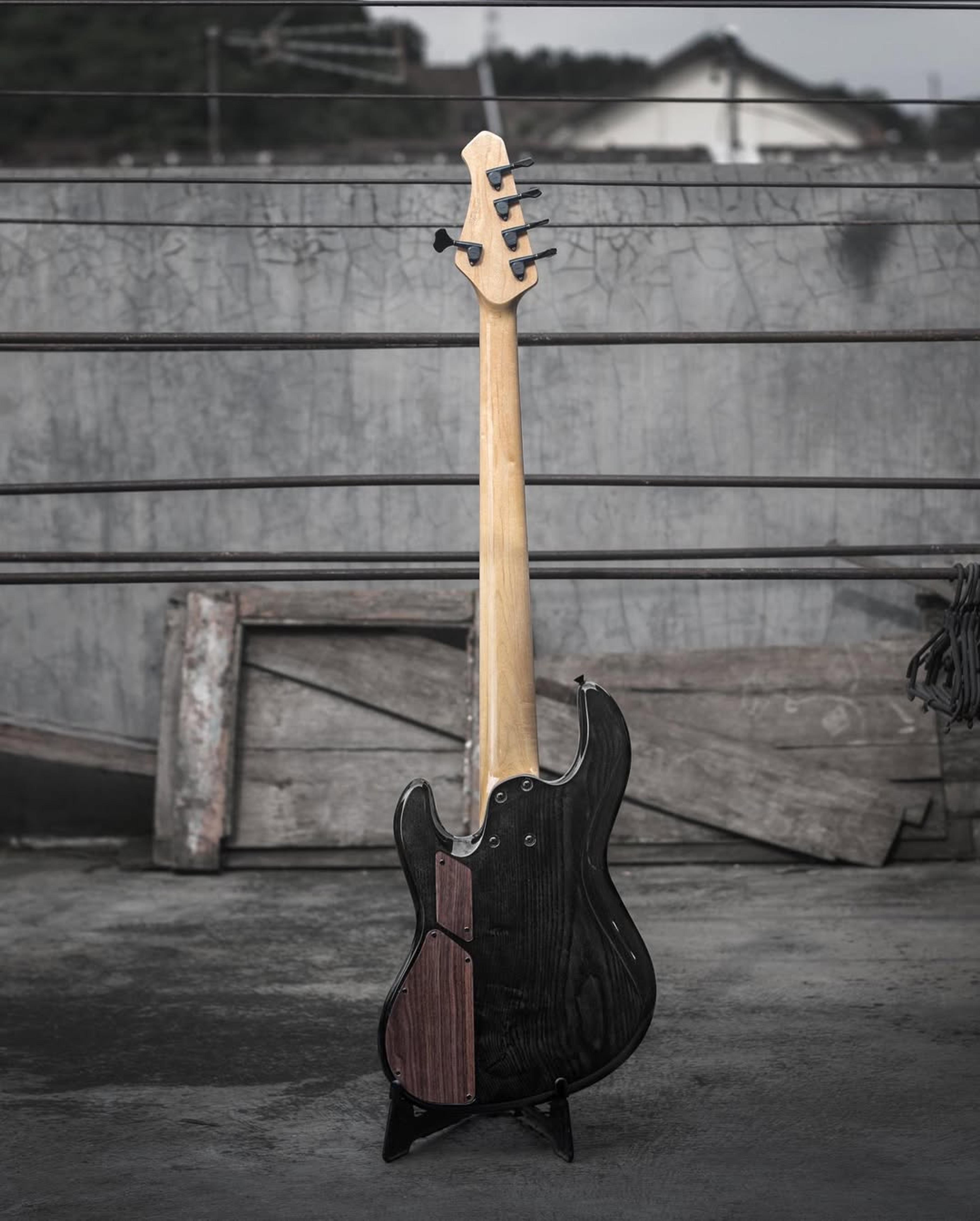 Full Back front view of the ODIENG KJ 5 string bass